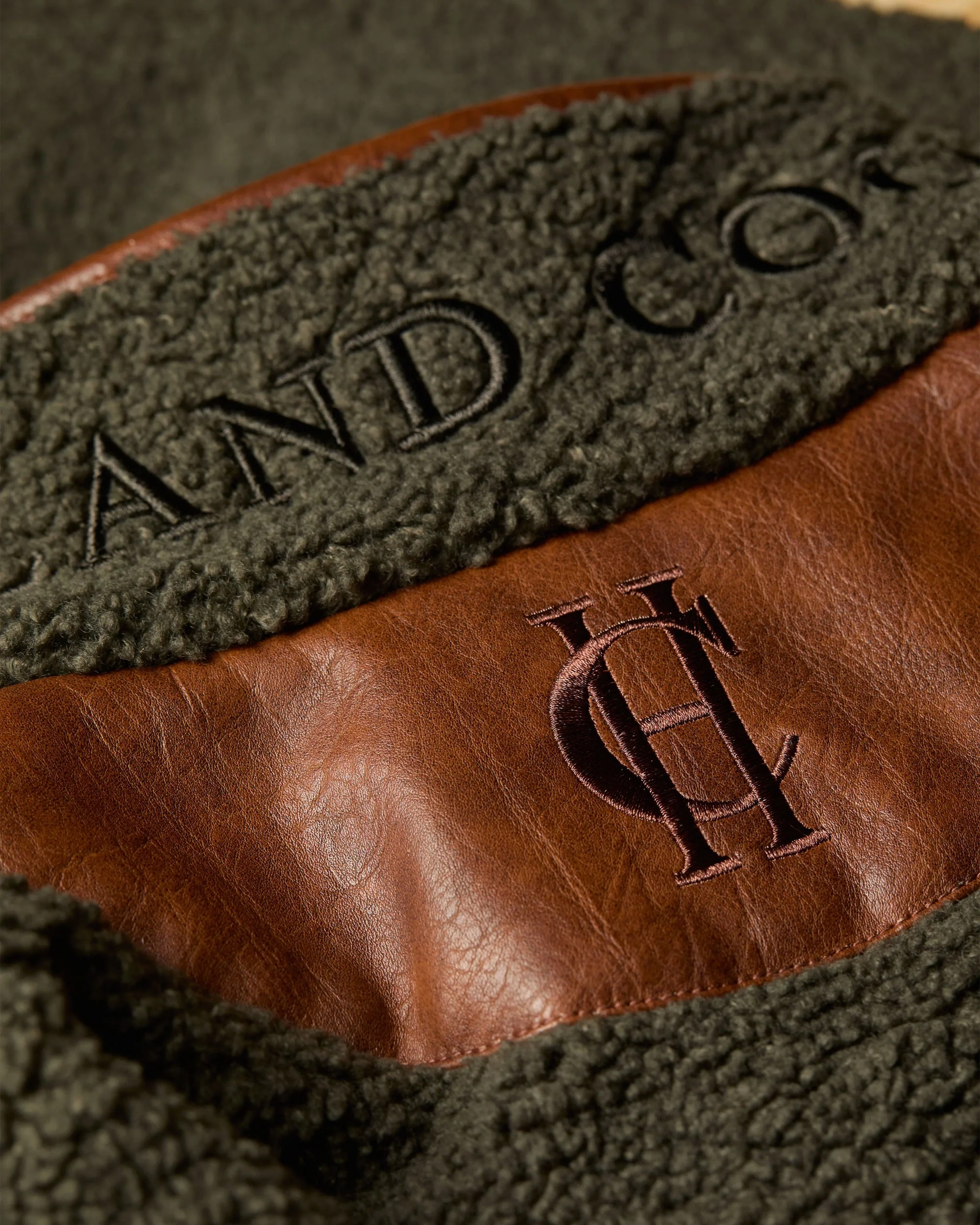 Country Fleece Jacket - Khaki Borg - Image 6