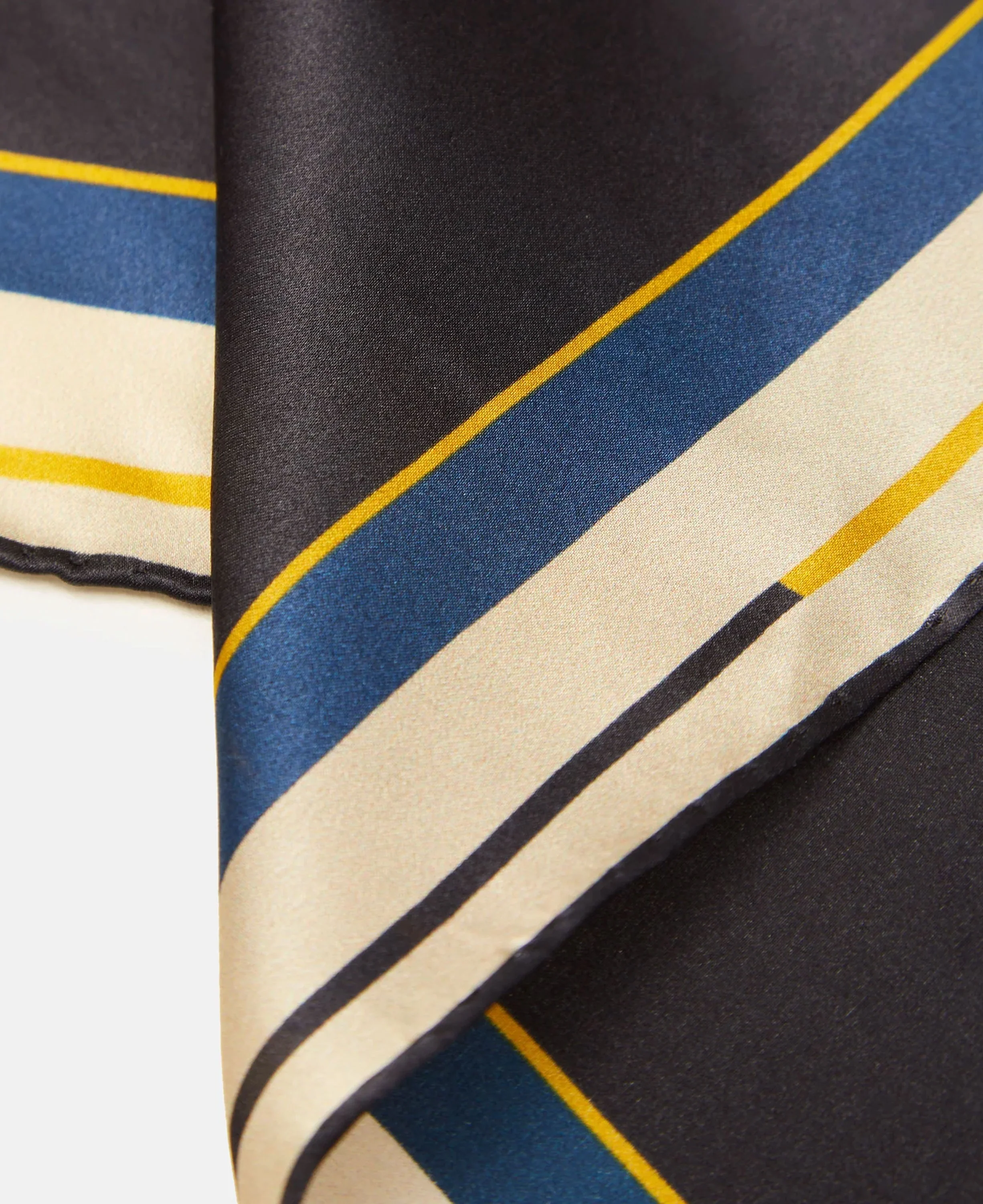 Trifolium Scarf - Trifolium Off-Black/Yellow - Image 5